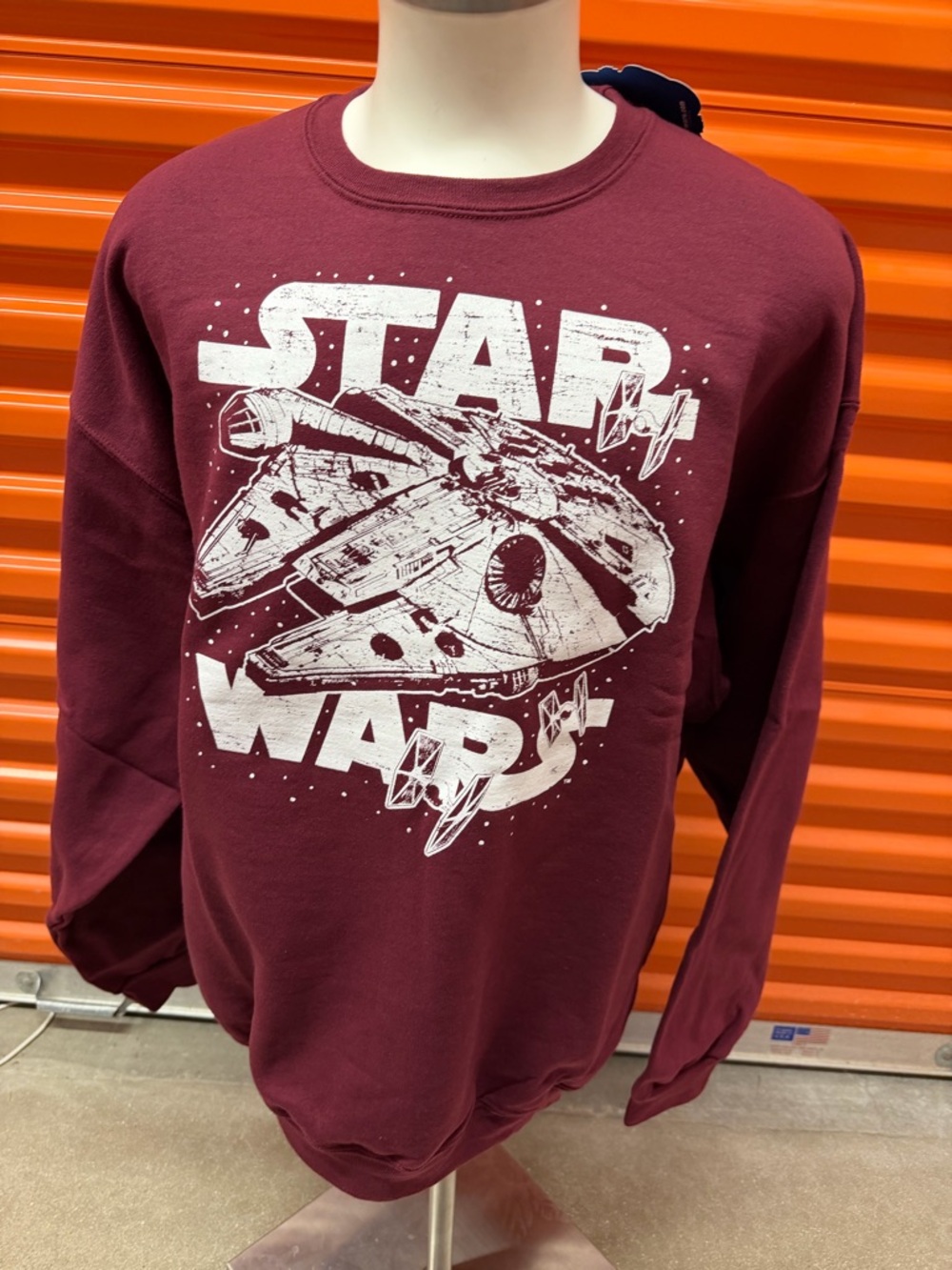 NWT Star Wars Millennium Falcon Graphic Sweatshirt - Burgundy Size  2XL